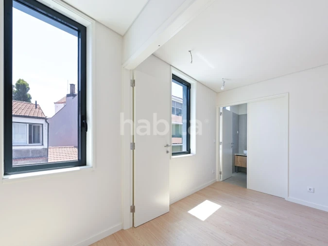 Apartamento T2 para Venda em Lordelo do Ouro e Massarelos Foto 15