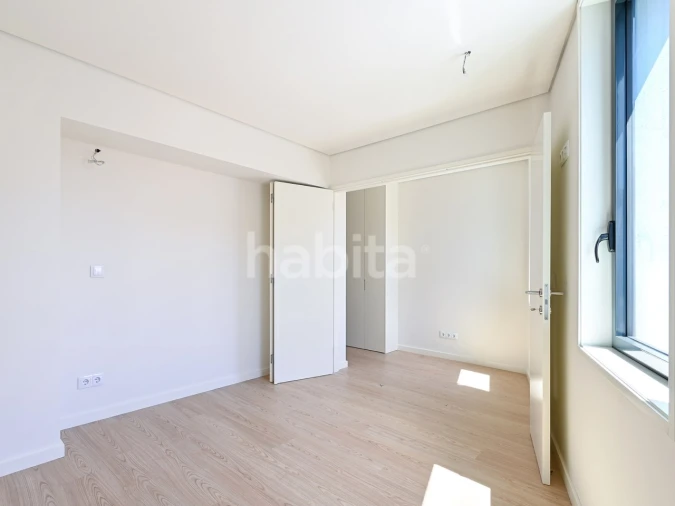 Apartamento T2 para Venda em Lordelo do Ouro e Massarelos Foto 19