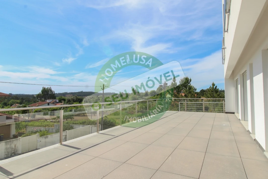 Moradia T4 para Venda em Antuzede e Vil de Matos Foto 31