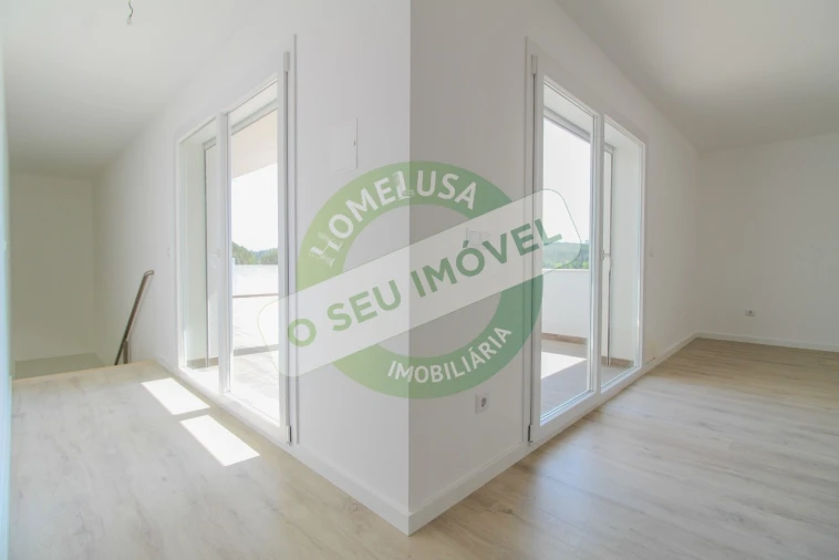 Moradia T4 para Venda em Antuzede e Vil de Matos Foto 24