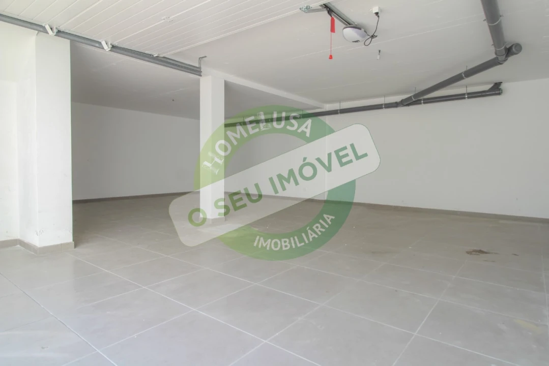 Moradia T4 para Venda em Antuzede e Vil de Matos Foto 30