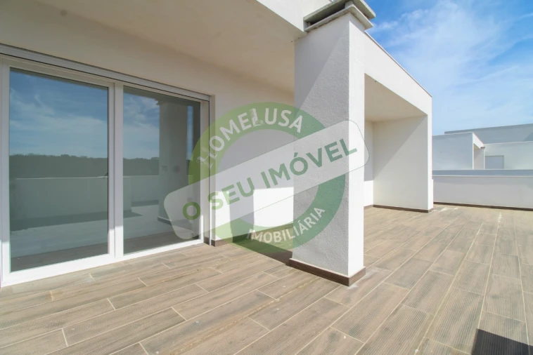 Moradia T4 para Venda em Antuzede e Vil de Matos Foto 27