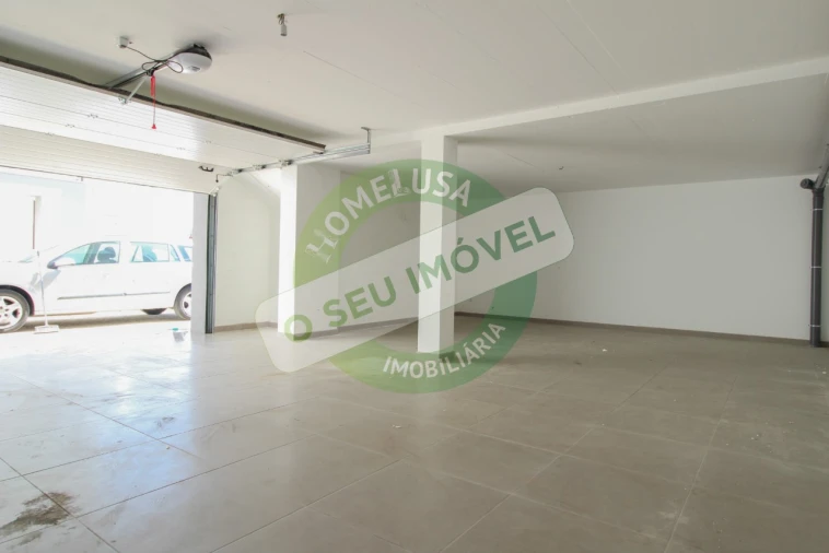 Moradia T4 para Venda em Antuzede e Vil de Matos Foto 30