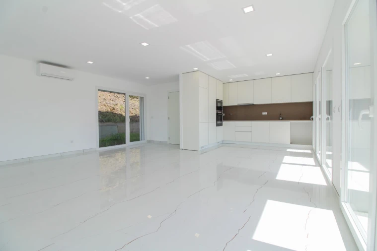 Moradia T4 para Venda em Antuzede e Vil de Matos Foto 21