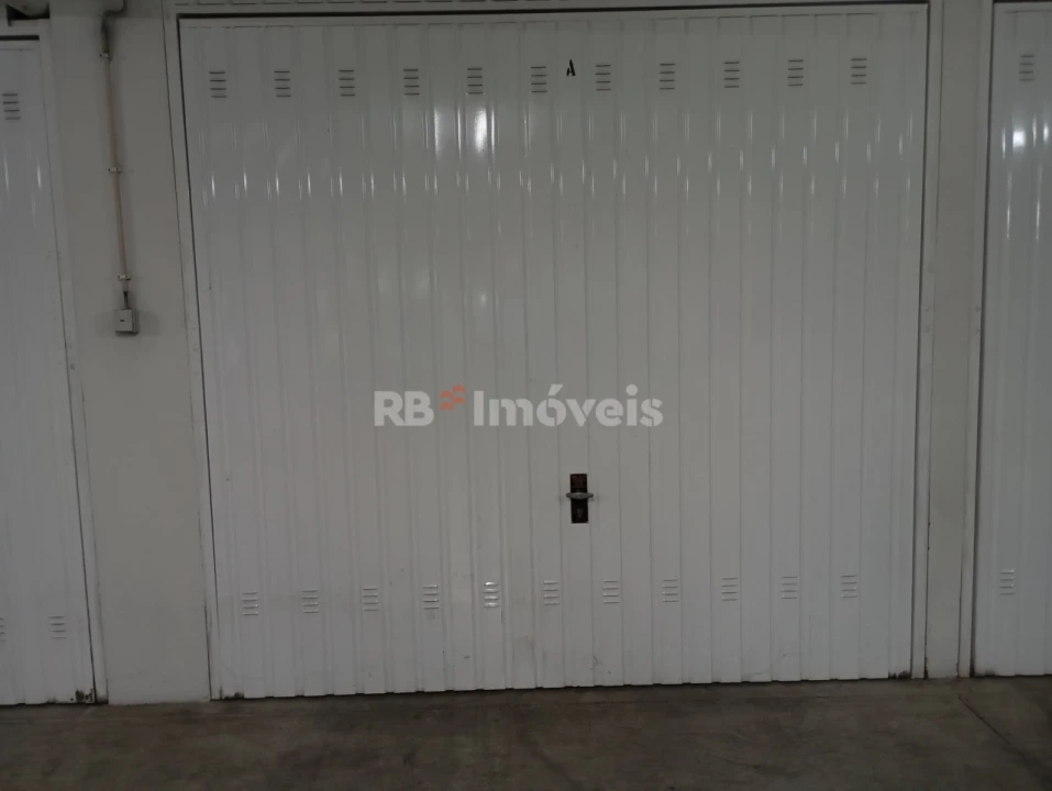 Garagem para Venda em São João Baptista Foto 2