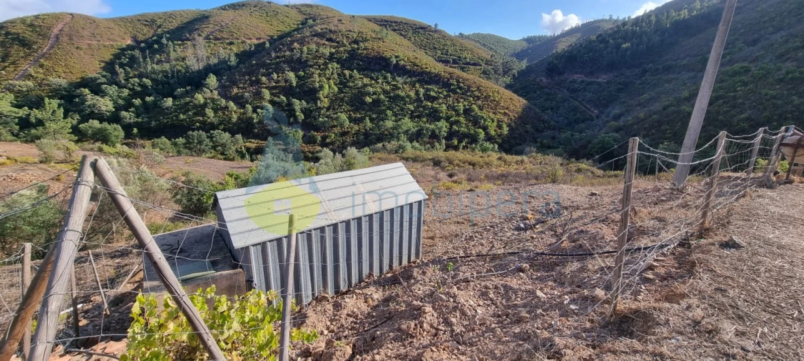 Moradia T2 para Venda em Alferce Foto 17