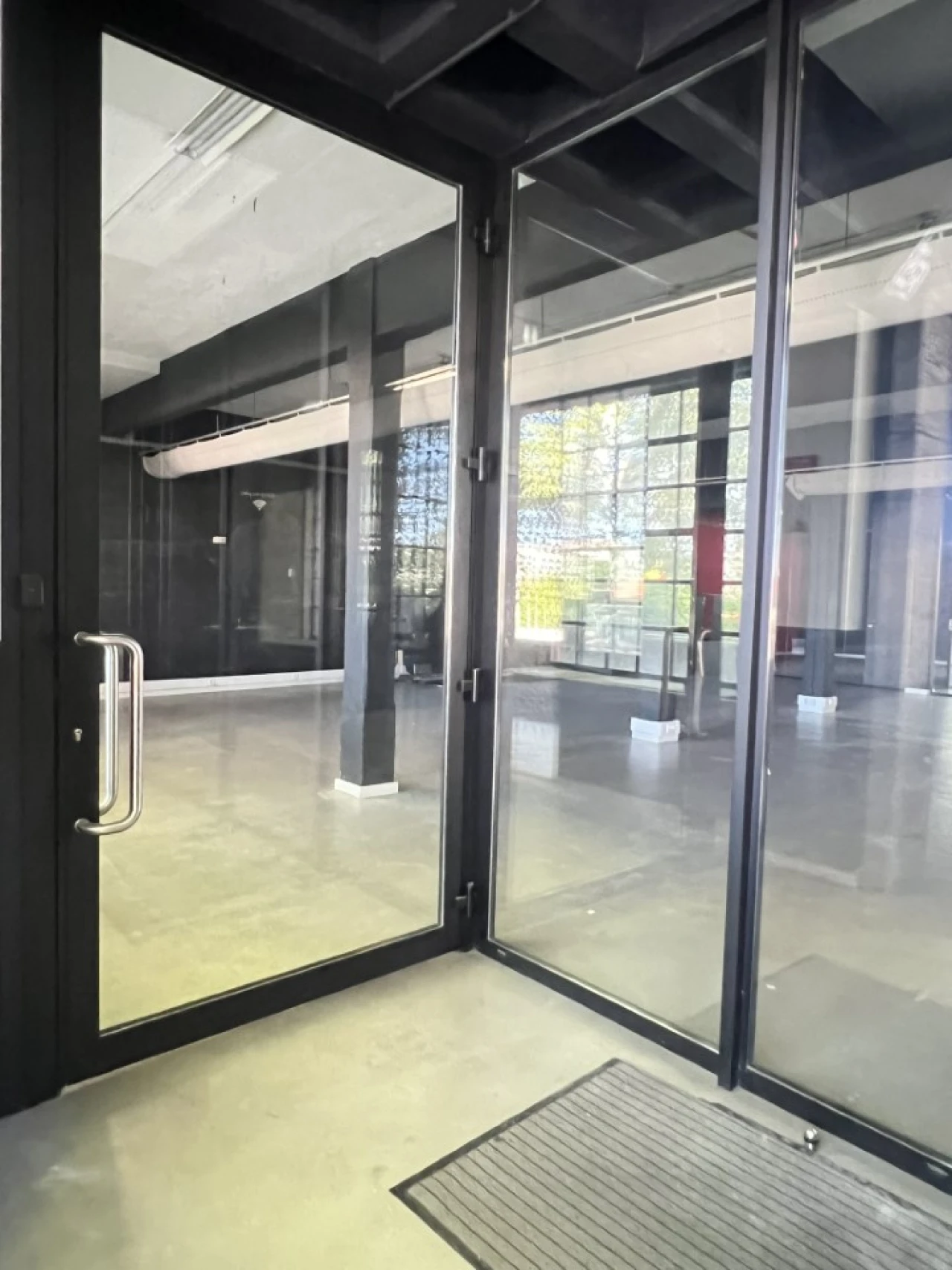 Armazém para Arrendamento em Paranhos Foto 5