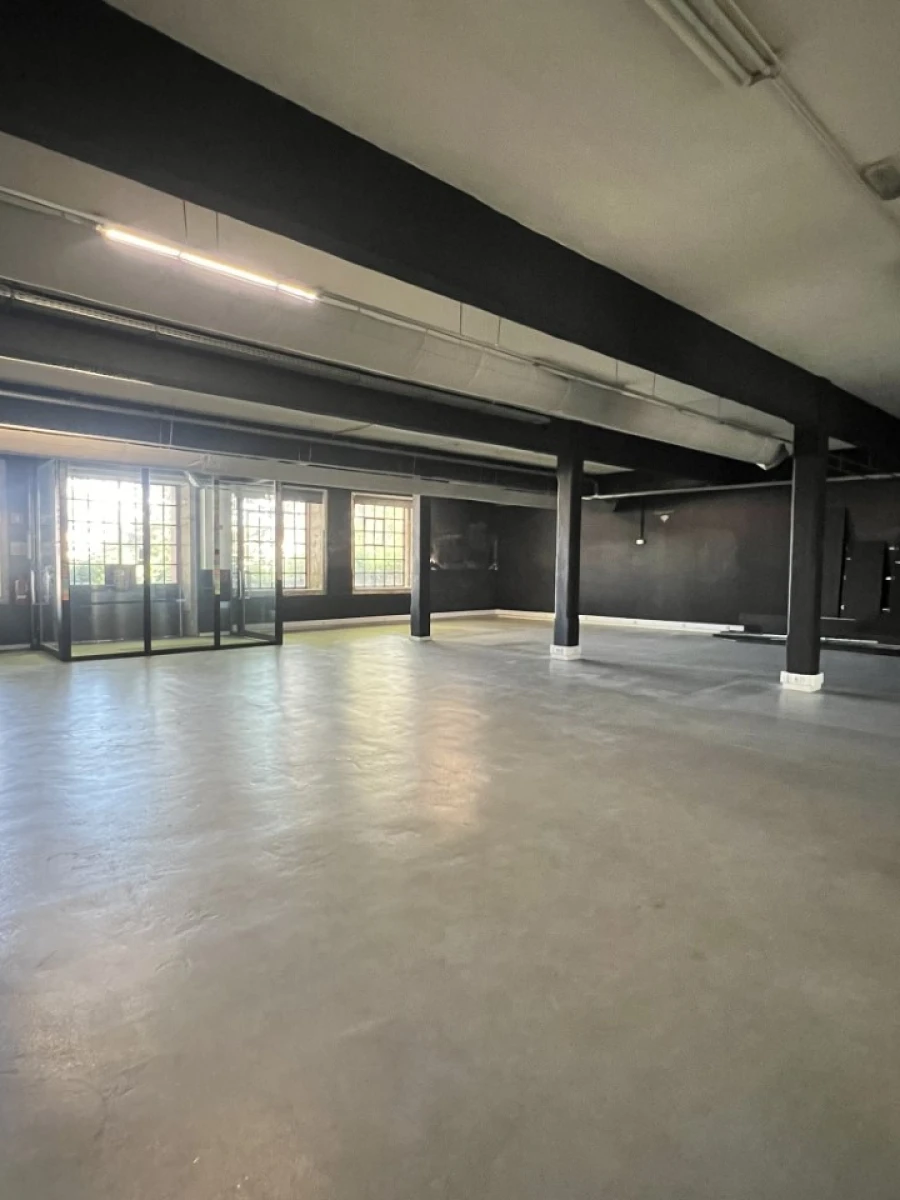 Armazém para Arrendamento em Paranhos