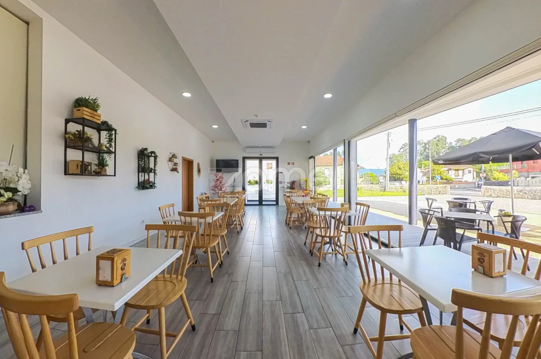 Negócio para Venda em Rendufe Foto 16