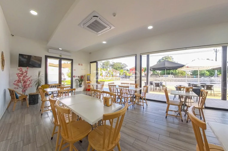 Negócio para Venda em Rendufe Foto 12