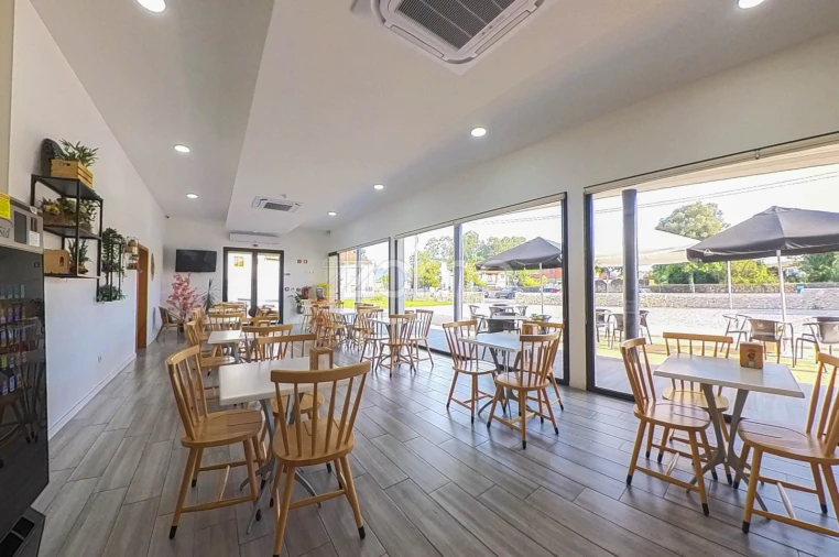 Negócio para Venda em Rendufe Foto 11