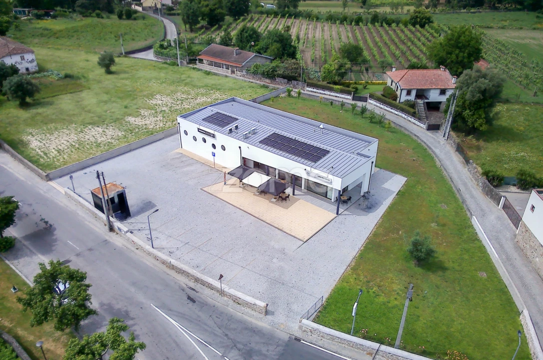 Negócio para Venda em Rendufe Foto 39