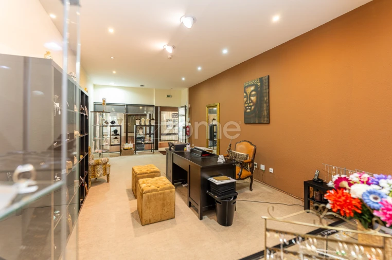 Negócio para Arrendamento em Lordelo do Ouro e Massarelos Foto 11