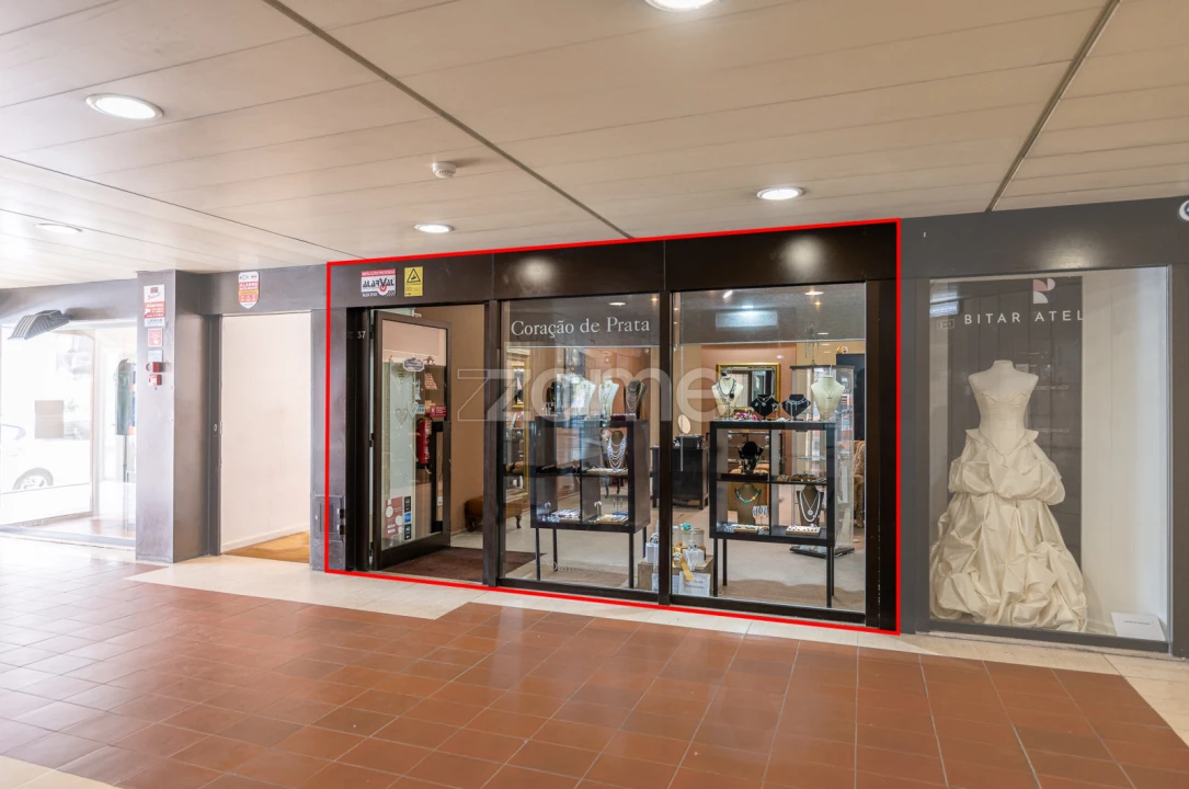 Negócio para Arrendamento em Lordelo do Ouro e Massarelos Foto 2