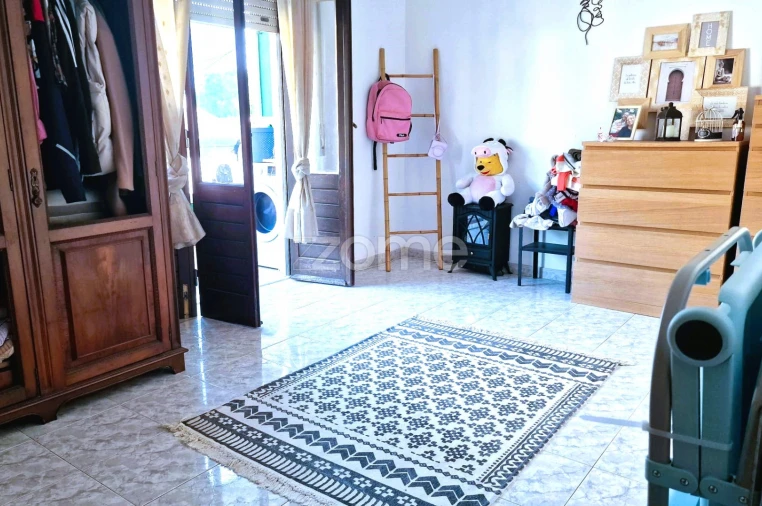 Moradia T2 para Venda em São Domingos de Rana Foto 3