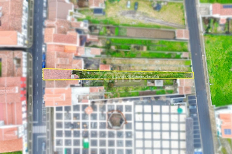 Moradia T4 para Venda em Vila do Porto Foto 5