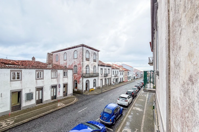 Moradia T4 para Venda em Vila do Porto Foto 11