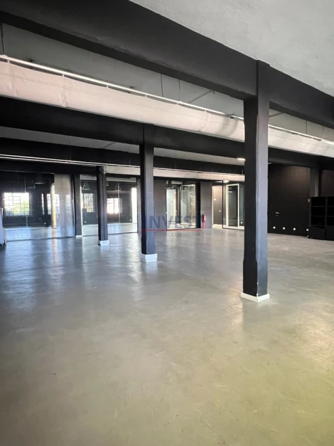 Escritório para Arrendamento em Paranhos