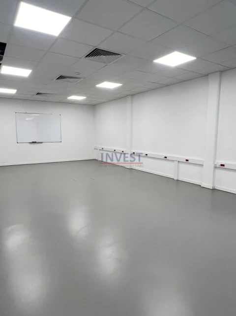 Escritório para Arrendamento em Paranhos