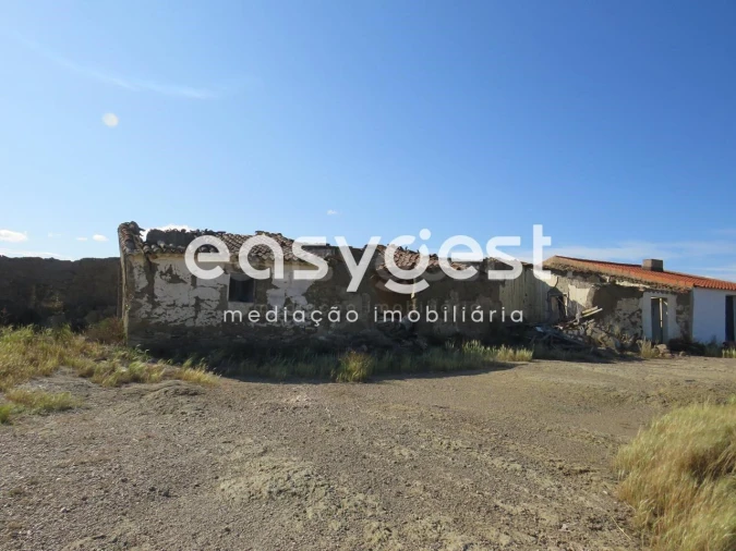 Quinta T2 para Venda em Entradas Foto 2