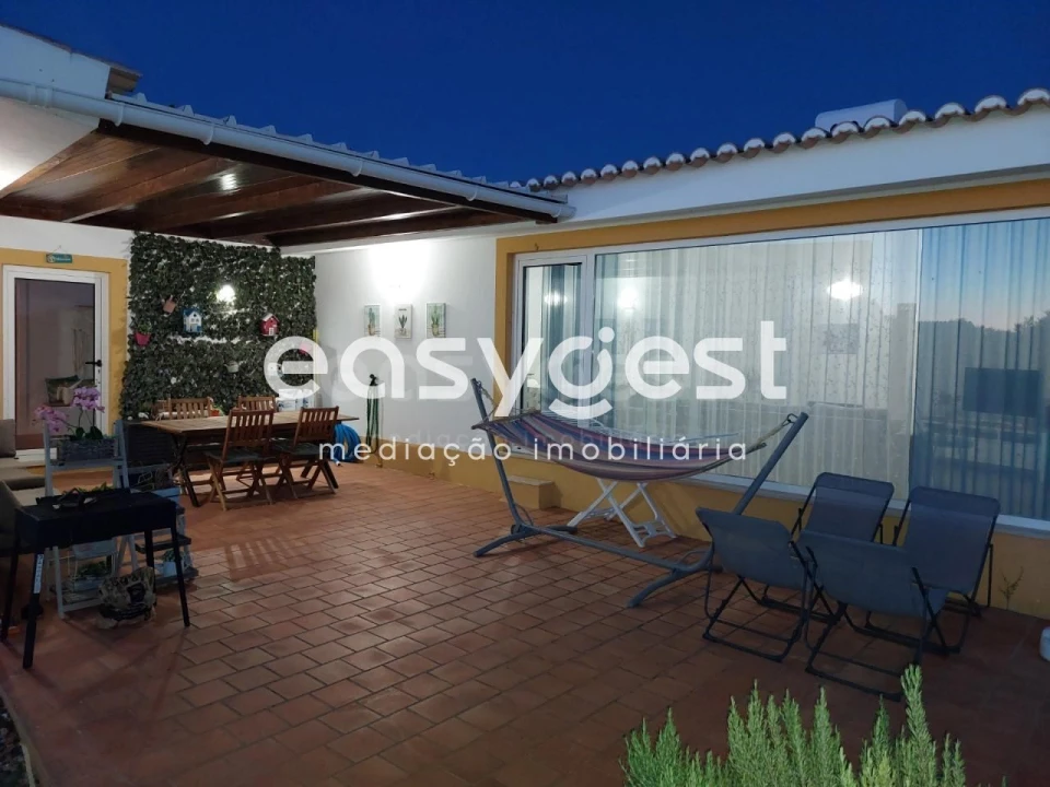 Moradia T4 para Venda em Cuba Foto 11