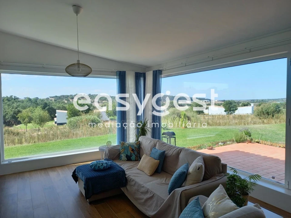 Moradia T4 para Venda em Cuba Foto 38