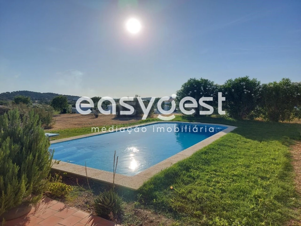 Moradia T4 para Venda em Cuba Foto 48