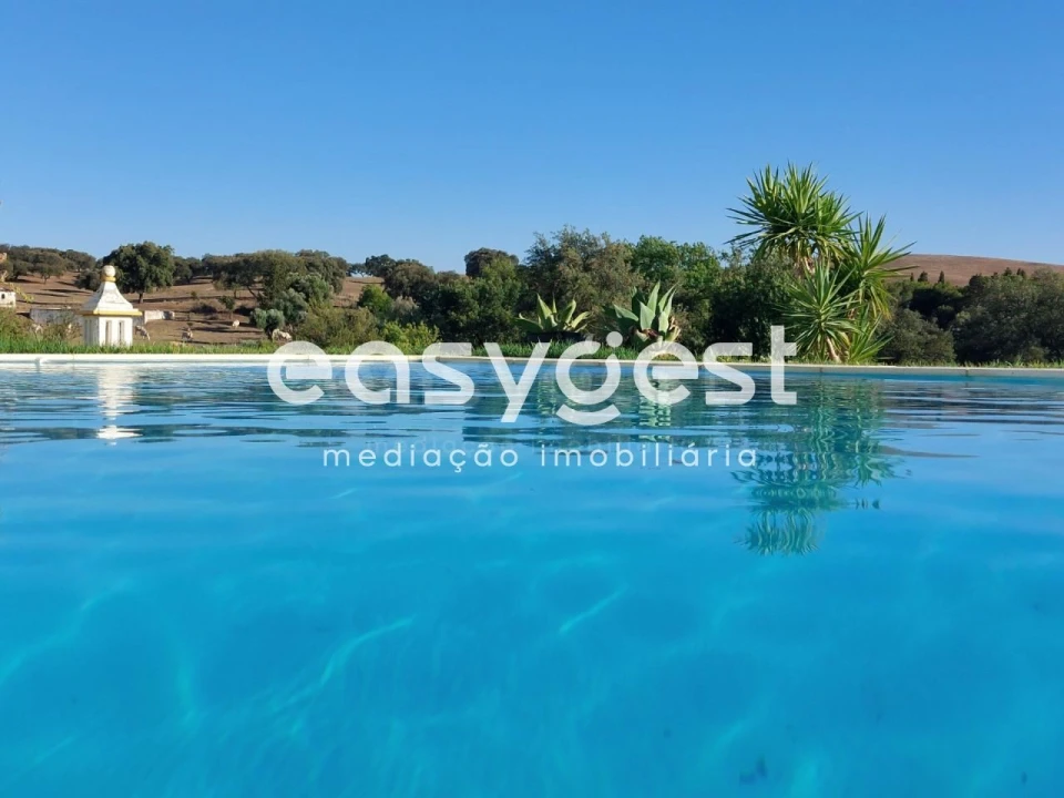 Moradia T4 para Venda em Cuba Foto 49