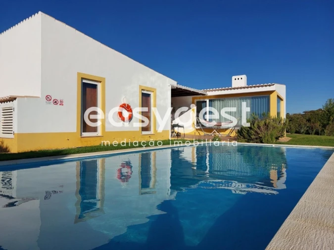 Moradia T4 para Venda em Cuba Foto 4