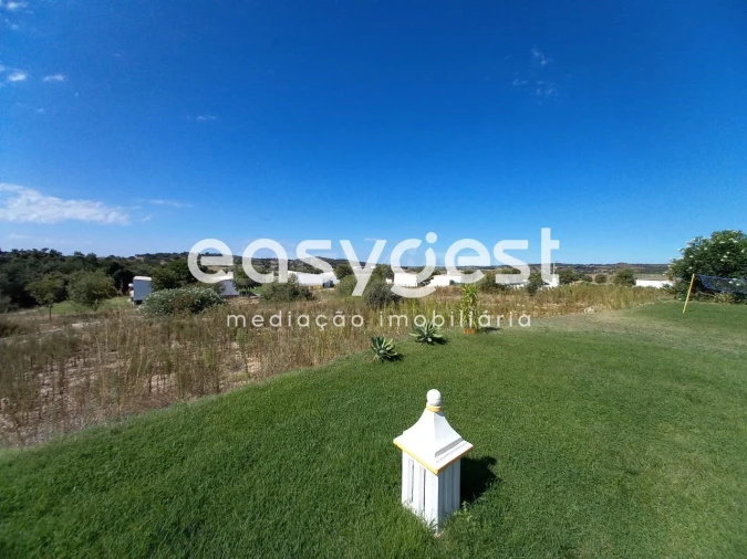 Moradia T4 para Venda em Cuba Foto 35