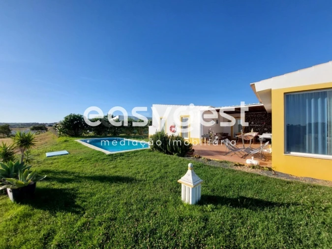 Moradia T4 para Venda em Cuba Foto 45