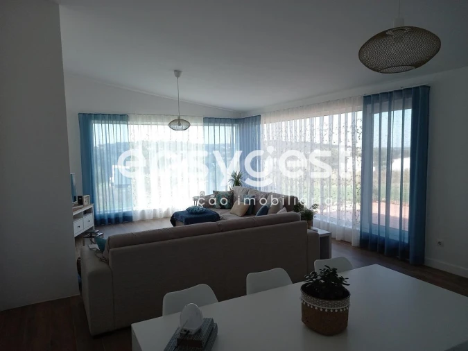 Moradia T4 para Venda em Cuba Foto 47