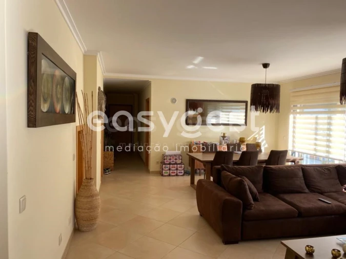 Apartamento T3 para Venda em Quelfes Foto 26
