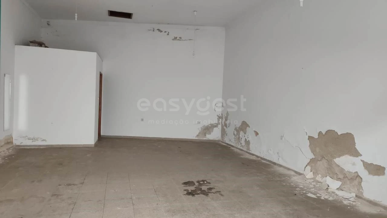 Loja para Venda em Aljustrel e Rio de Moinhos Foto 1