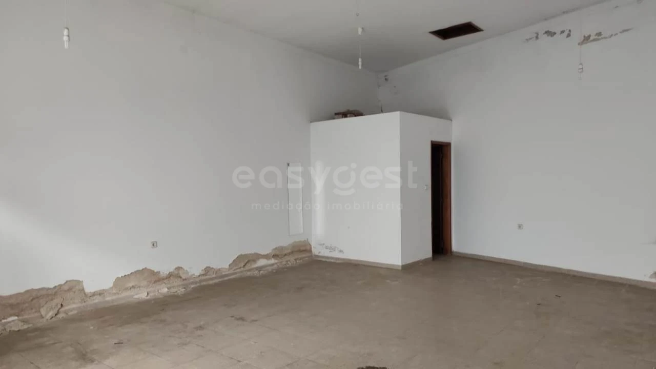 Loja para Venda em Aljustrel e Rio de Moinhos Foto 2