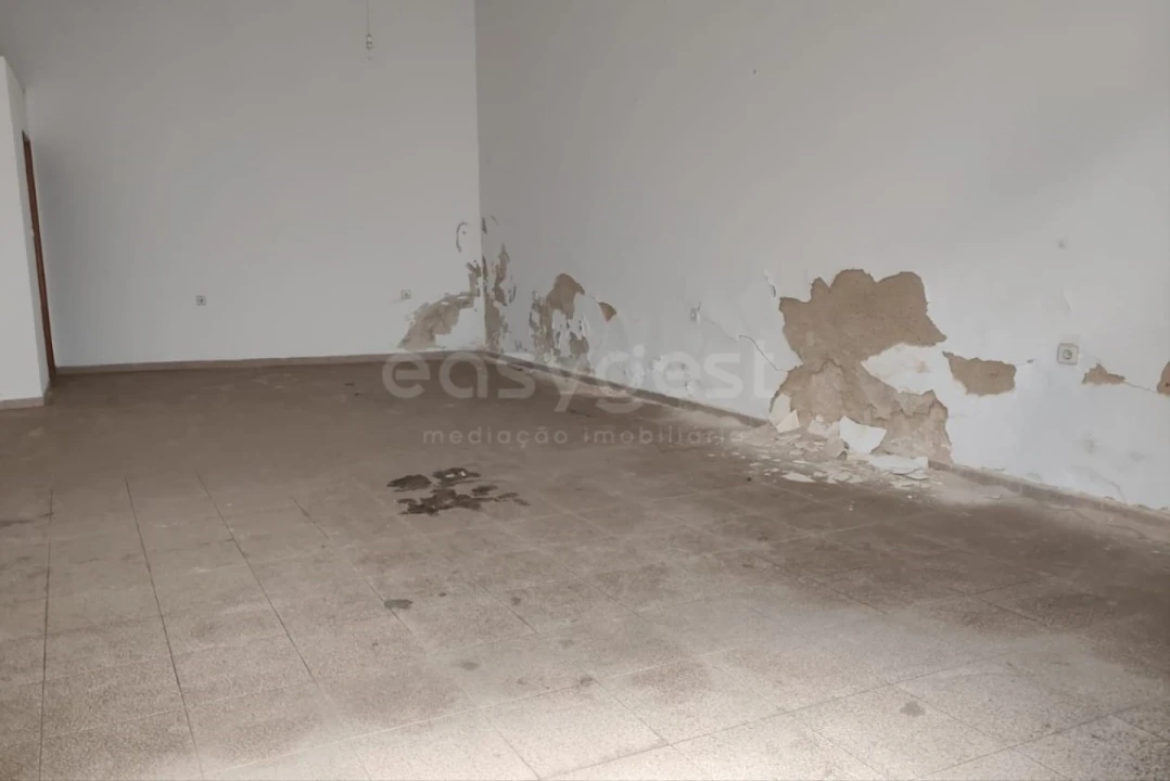 Loja para Venda em Aljustrel e Rio de Moinhos Foto 4