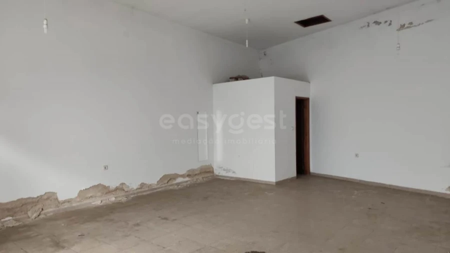 Loja para Venda em Aljustrel e Rio de Moinhos Foto 2