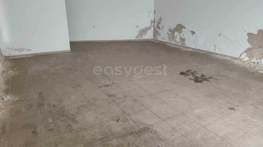 Loja para Venda em Aljustrel e Rio de Moinhos Foto 3