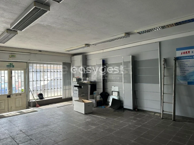 Prédio para Arrendamento em Alverca do Ribatejo e Sobralinho Foto 5