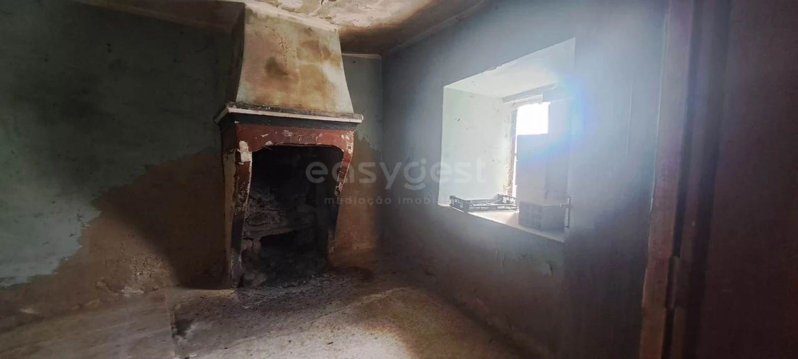 Moradia T3 para Venda em Urros Foto 8