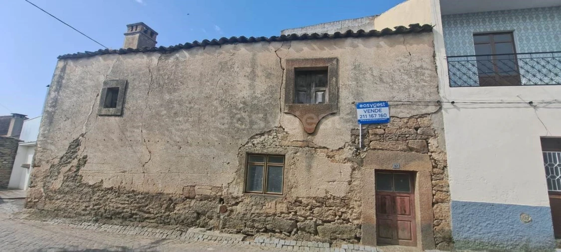 Moradia T3 para Venda em Urros