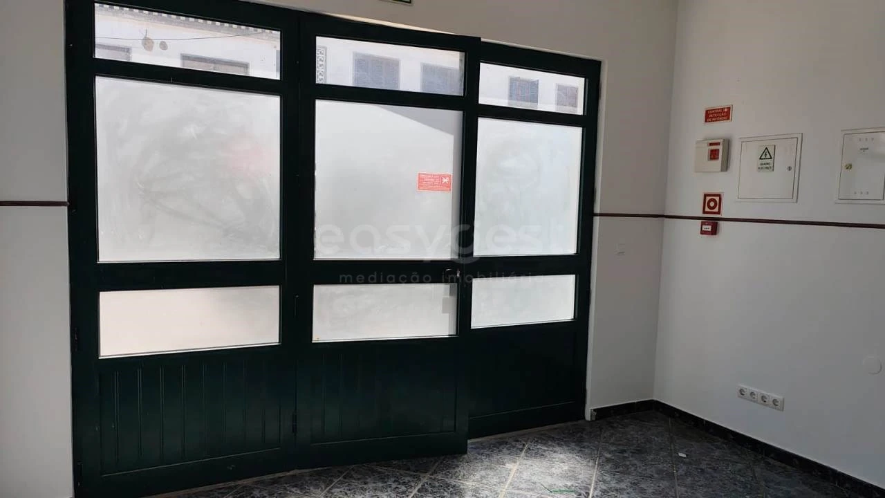 Loja para Arrendamento em Aljustrel e Rio de Moinhos Foto 6