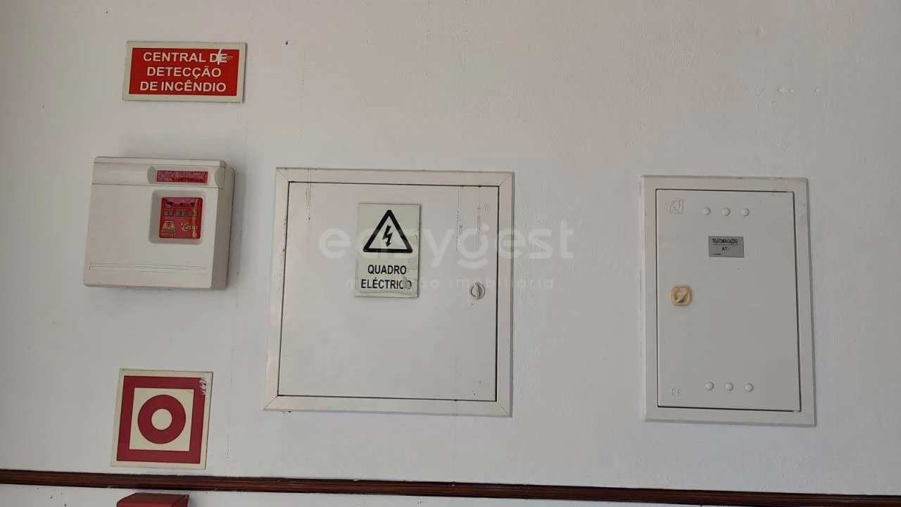 Loja para Arrendamento em Aljustrel e Rio de Moinhos Foto 9