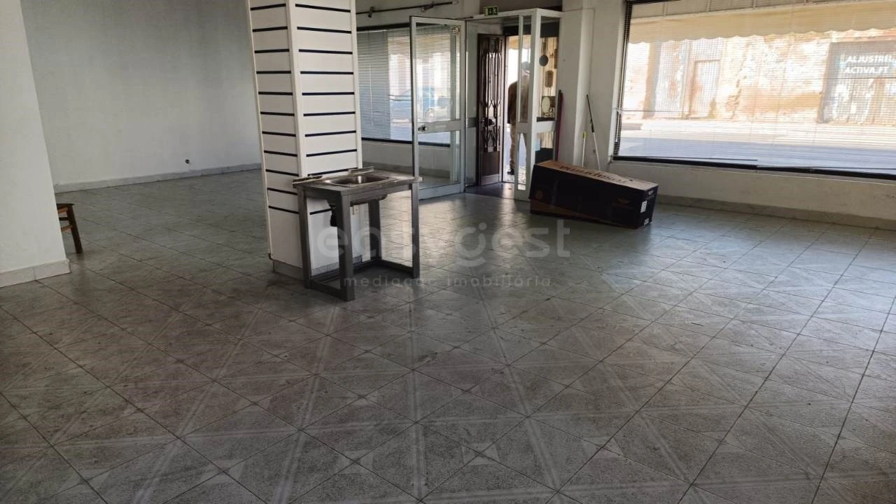 Loja para Venda em Aljustrel e Rio de Moinhos Foto 8