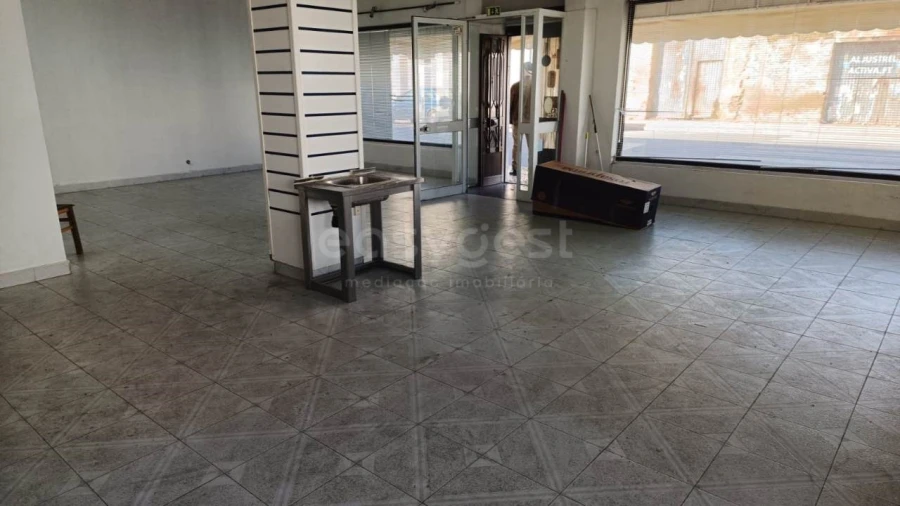 Loja para Venda em Aljustrel e Rio de Moinhos Foto 8