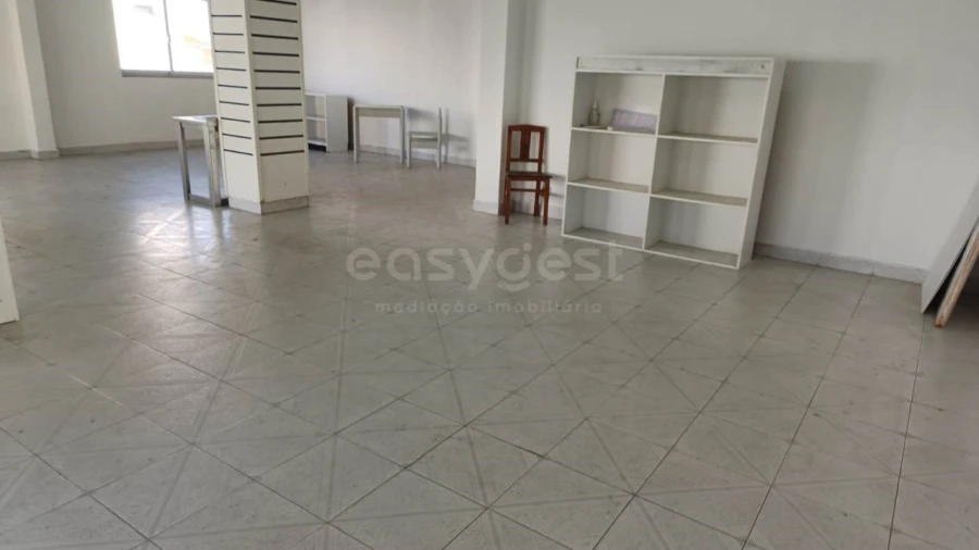 Loja para Venda em Aljustrel e Rio de Moinhos Foto 10