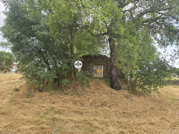 Terreno para Venda em Póvoa de Rio de Moinhos e Cafede
