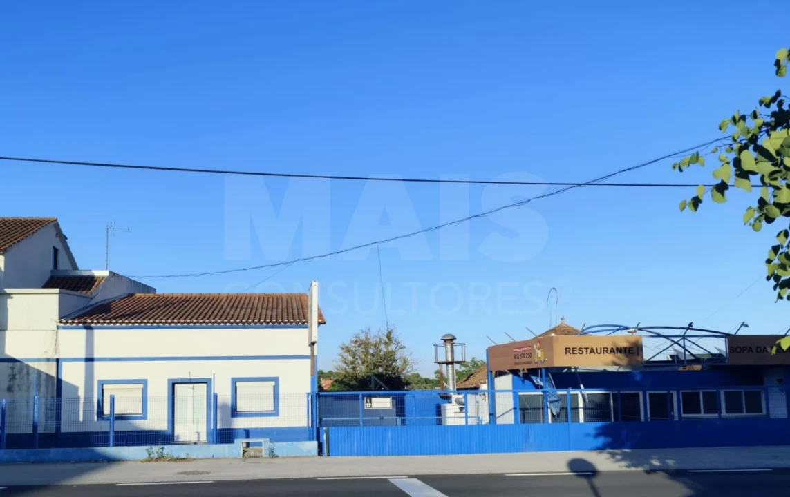 Moradia T3 para Venda em Marvila, Ribeira Santarém, São Salvador, São Nicolau Foto 5