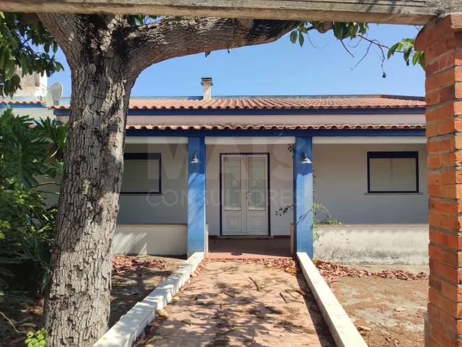 Moradia T3 para Venda em Marvila, Ribeira Santarém, São Salvador, São Nicolau Foto 3