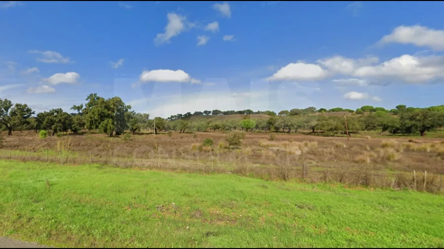Terreno para Venda em Azinheira dos Barros e São Mamede do Sádão